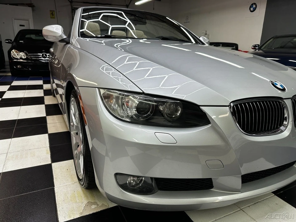 2010 BMW E90 3 Series Sedan - Image 5 of 21