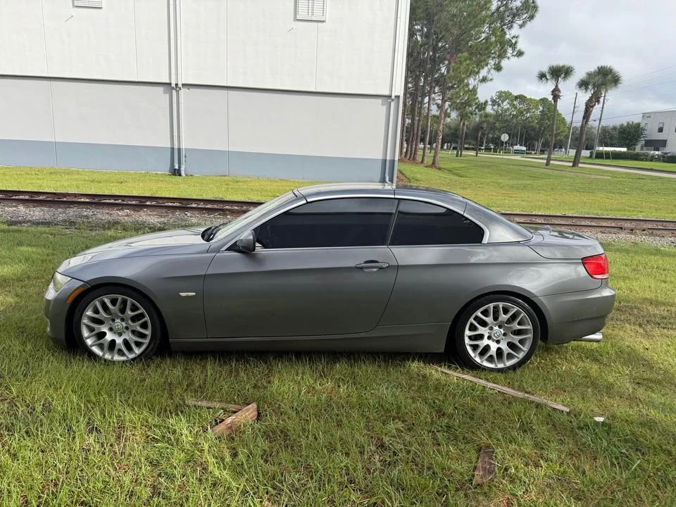 2010 BMW E93 3 Series Convertible - Image 3 of 11