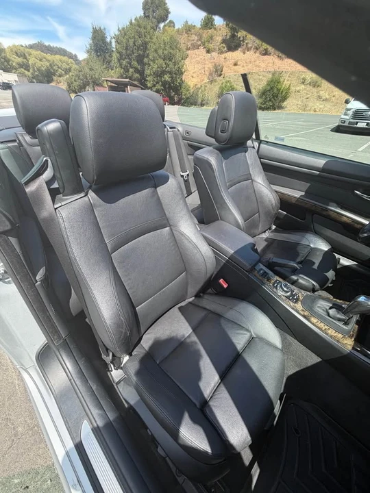 2010 BMW E93 3 Series Convertible - Image 17 of 18
