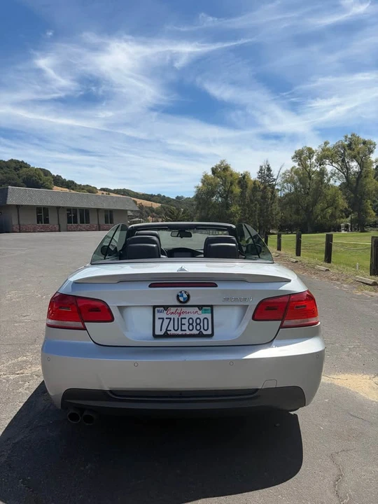 2010 BMW E93 3 Series Convertible - Image 8 of 18