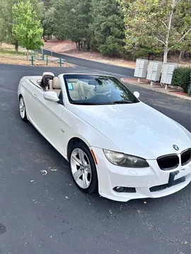 2010 BMW 3 Series 328i Convertible 2D