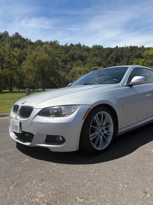 2010 BMW E93 3 Series Convertible - Image 5 of 18