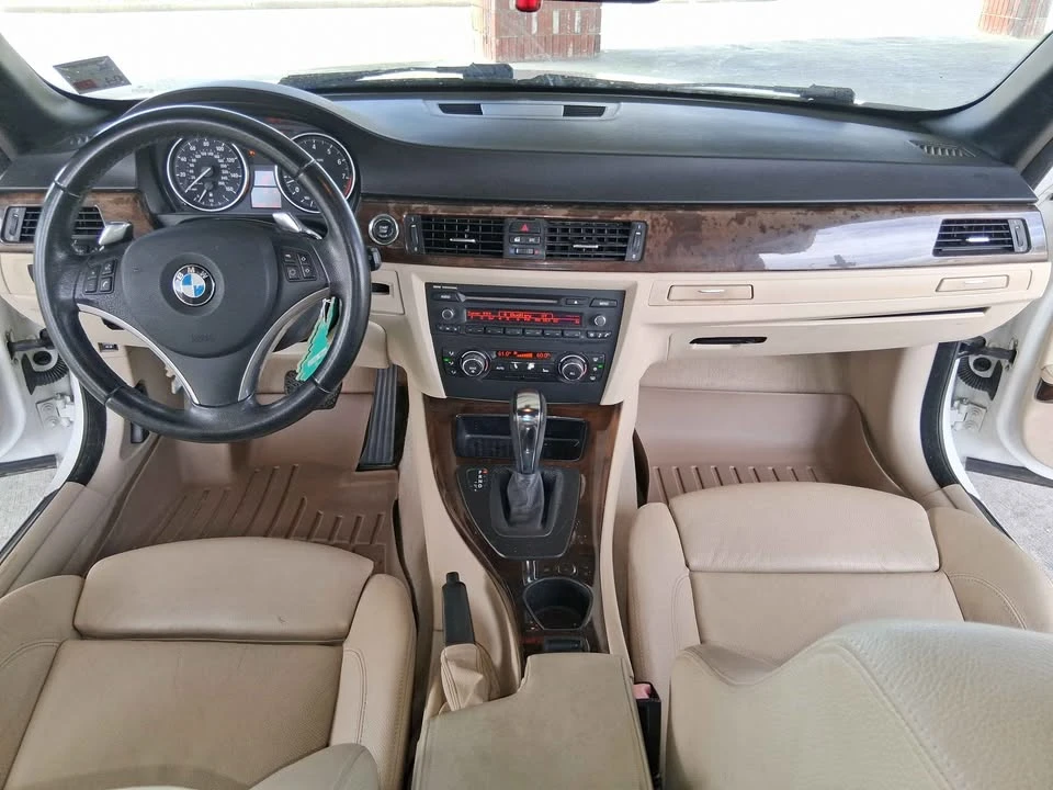 2010 BMW E93 3 Series Convertible - Image 14 of 17