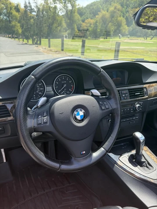 2010 BMW E93 3 Series Convertible - Image 11 of 14