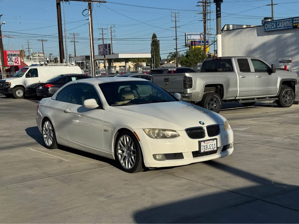 2010 BMW E93 3 Series Convertible - Image 2 of 20