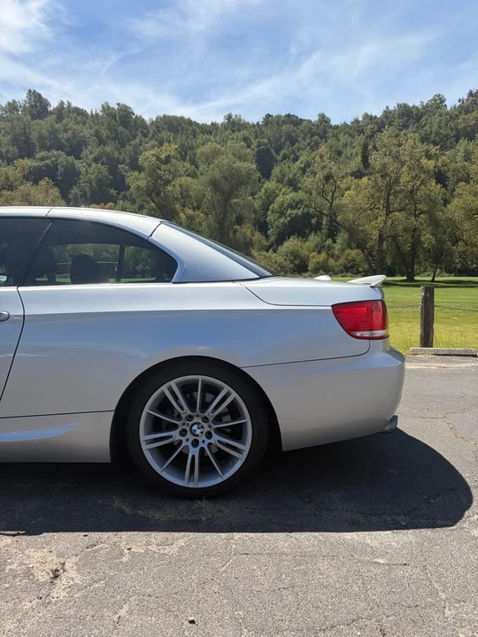 2010 BMW E93 3 Series Convertible - Image 6 of 14