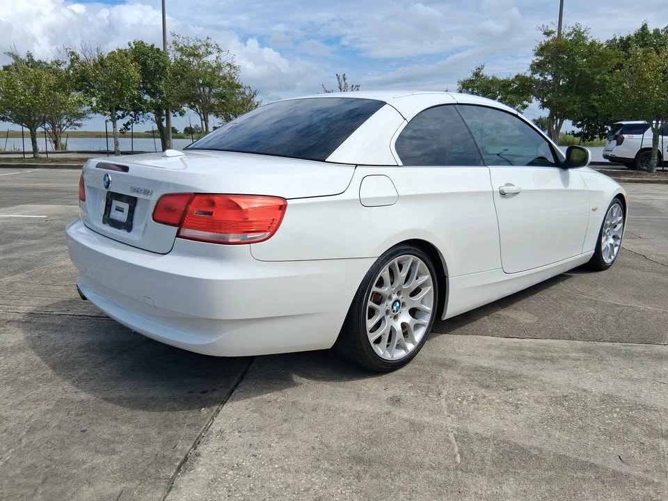 2010 BMW E93 3 Series Convertible - Image 9 of 17