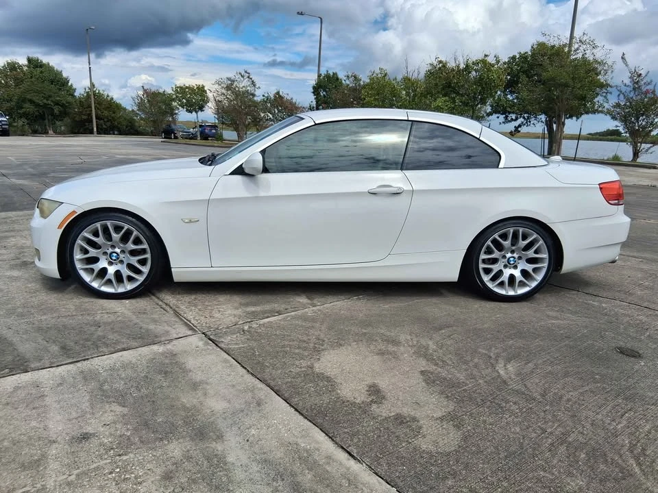 2010 BMW E93 3 Series Convertible - Image 3 of 17