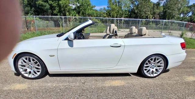 2010 BMW 3 Series 328i Convertible 2D