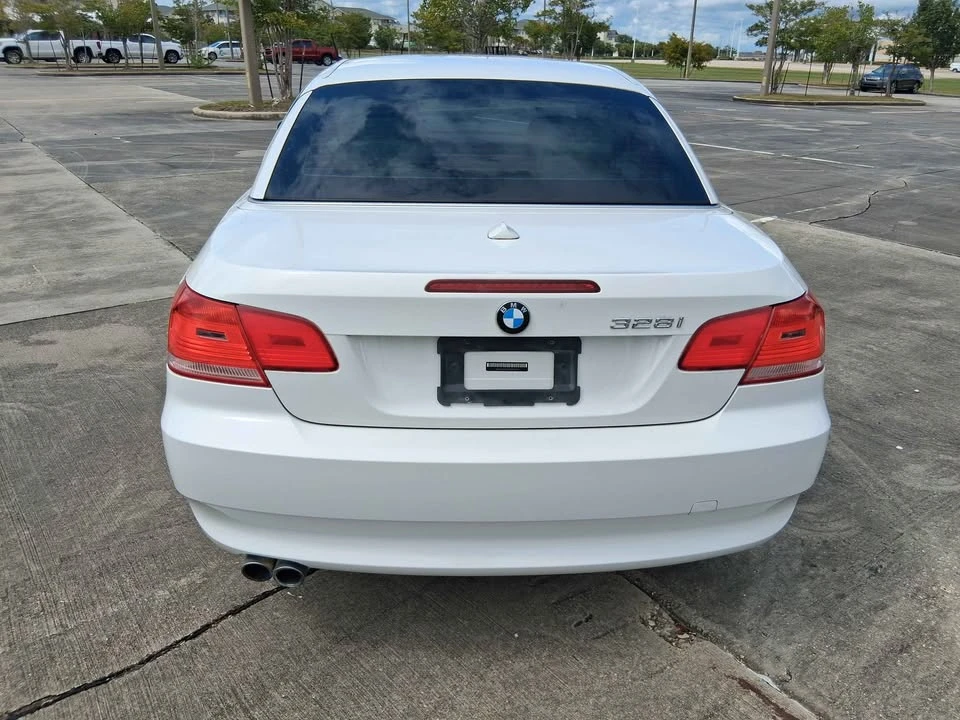 2010 BMW E93 3 Series Convertible - Image 5 of 17