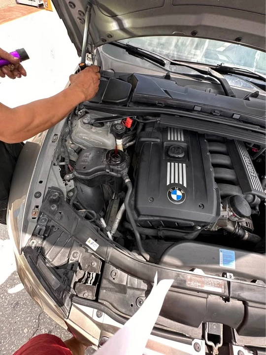 2010 BMW E93 3 Series Convertible - Image 10 of 15
