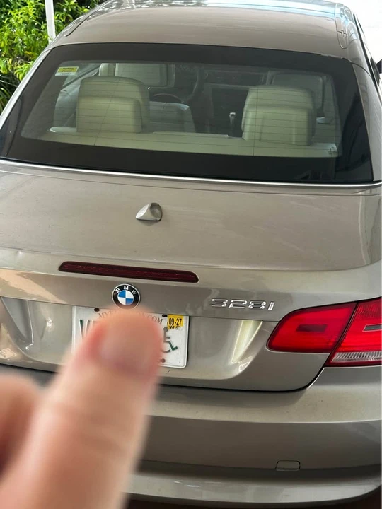 2010 BMW E93 3 Series Convertible - Image 14 of 15