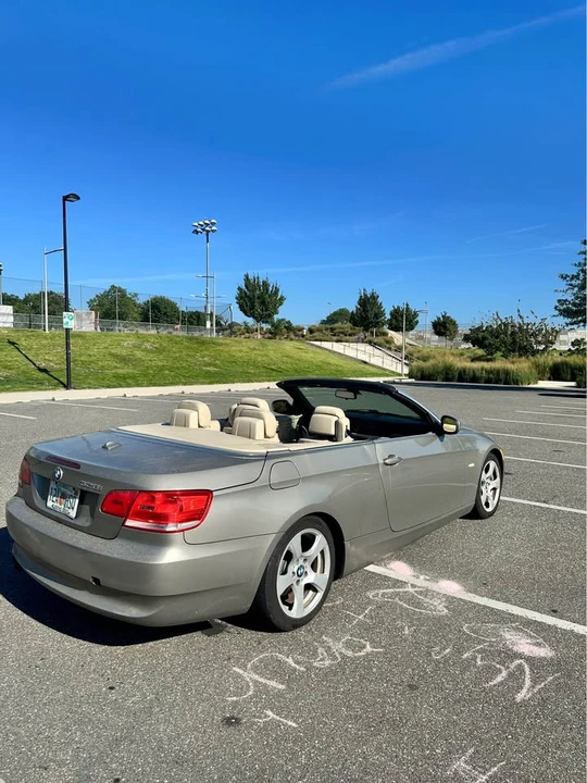 2010 BMW E93 3 Series Convertible - Image 7 of 13