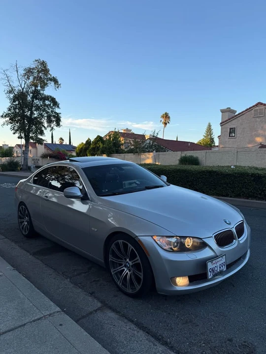 2010 BMW E92 3 Series Coupe - Image 2 of 16