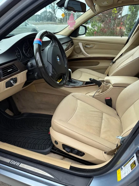2010 BMW E90 3 Series Sedan - Image 9 of 18