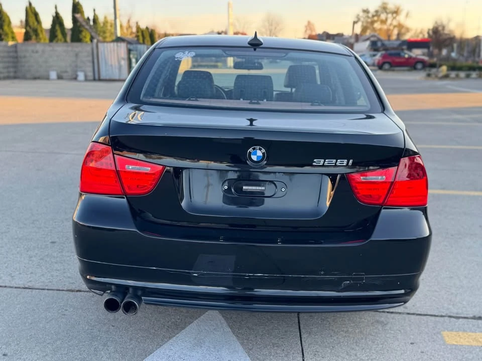 2010 BMW E90 3 Series Sedan - Image 6 of 17