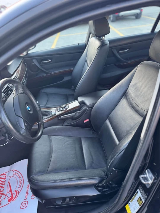 2010 BMW E90 3 Series Sedan - Image 9 of 17