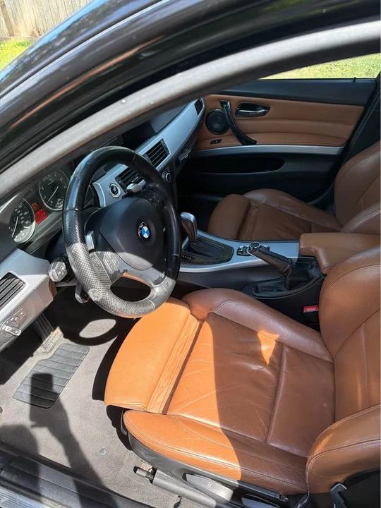 2010 BMW E90 3 Series Sedan - Image 4 of 7