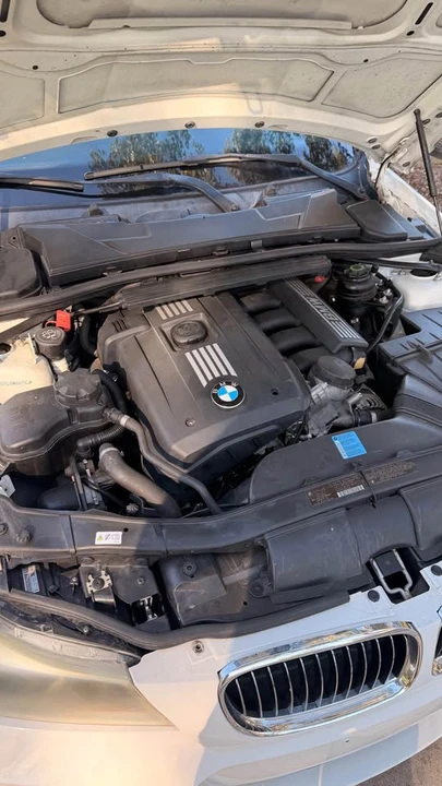 2010 BMW E90 3 Series Sedan - Image 10 of 10