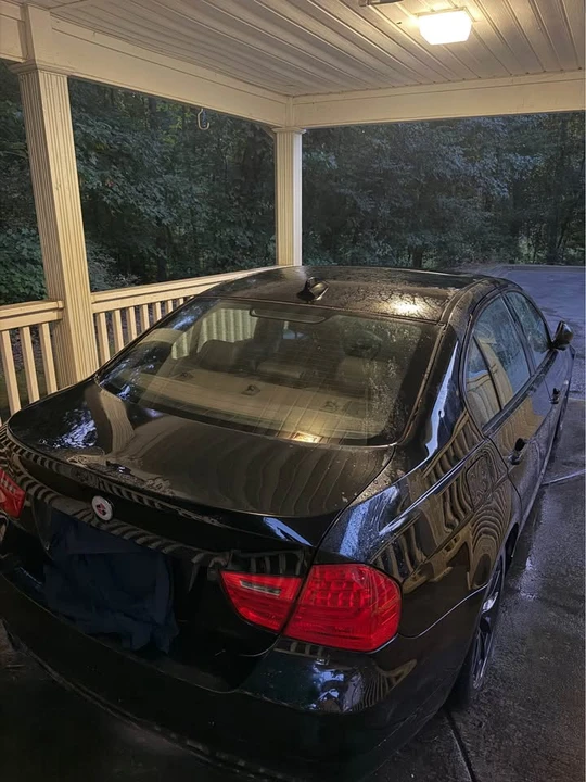 2010 BMW E90 3 Series Sedan - Image 6 of 10