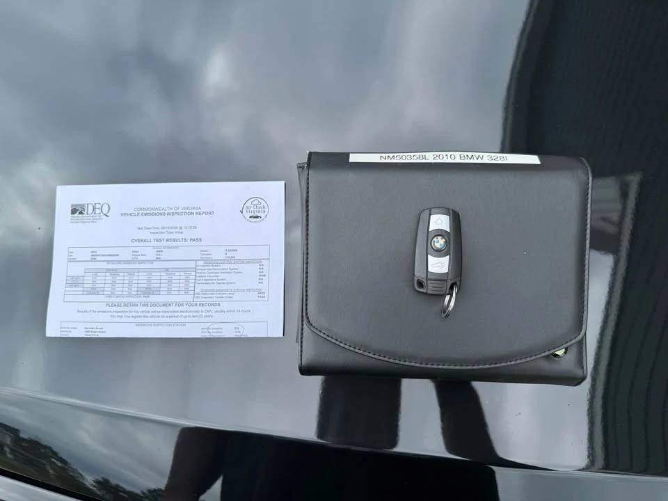 2010 BMW E90 3 Series Sedan - Image 17 of 17