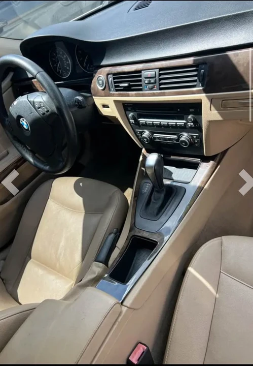 2010 BMW E90 3 Series Sedan - Image 4 of 4