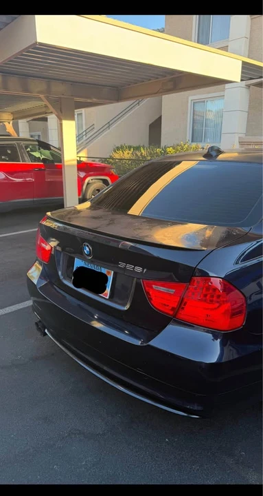 2010 BMW E90 3 Series Sedan - Image 6 of 6