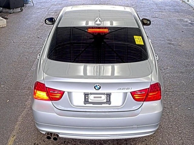 2010 BMW E90 3 Series Sedan - Image 2 of 4