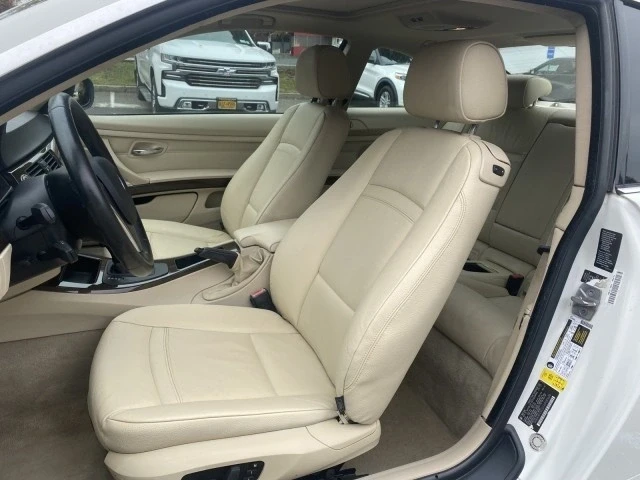 2010 BMW E90 3 Series Sedan - Image 19 of 21