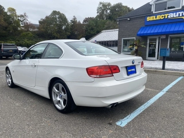 2010 BMW E90 3 Series Sedan - Image 9 of 21