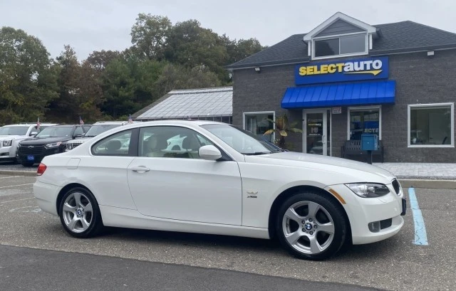 2010 BMW E90 3 Series Sedan - Image 2 of 21