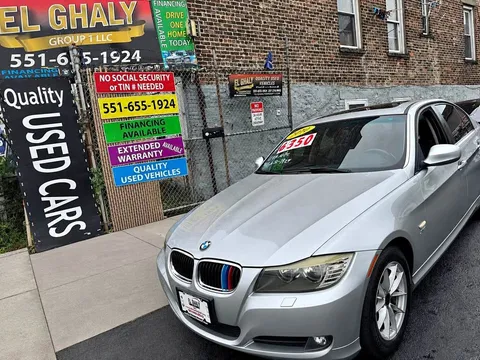 2010 BMW 3 Series 328i xDrive Sedan 4D