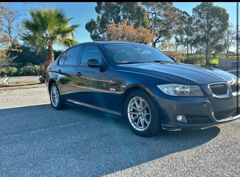 2010 BMW 3 Series 328i xDrive Sedan