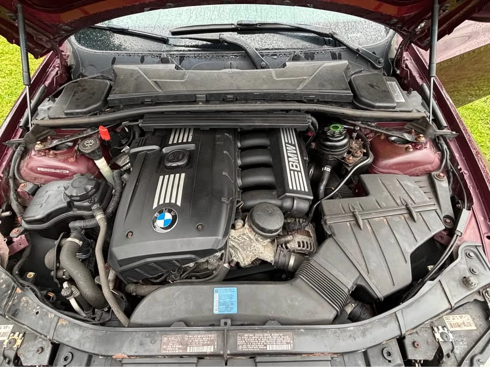 2010 BMW E90 3 Series Sedan - Image 3 of 13