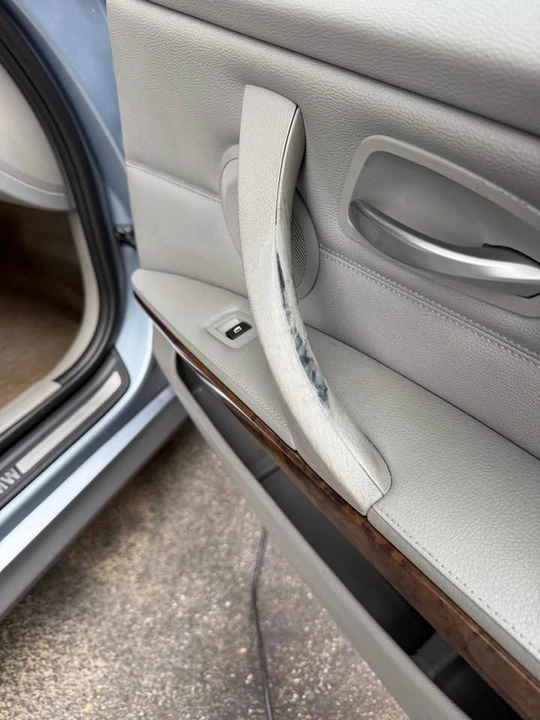 2010 BMW E90 3 Series Sedan - Image 10 of 10