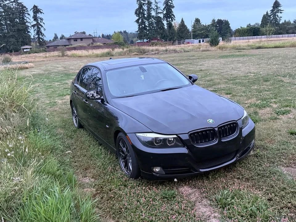 2010 BMW E90 3 Series Sedan - Image 3 of 7