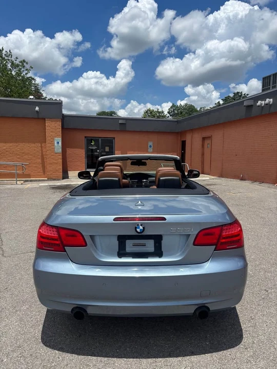 2010 BMW E93 335i Convertible - Image 7 of 13