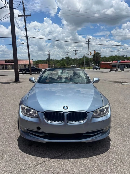 2010 BMW E93 335i Convertible - Image 4 of 13