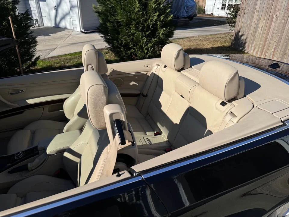 2010 BMW E93 335i Convertible - Image 3 of 14