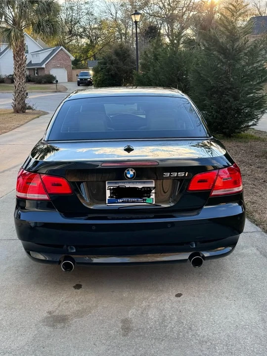 2010 BMW E93 335i Convertible - Image 12 of 14