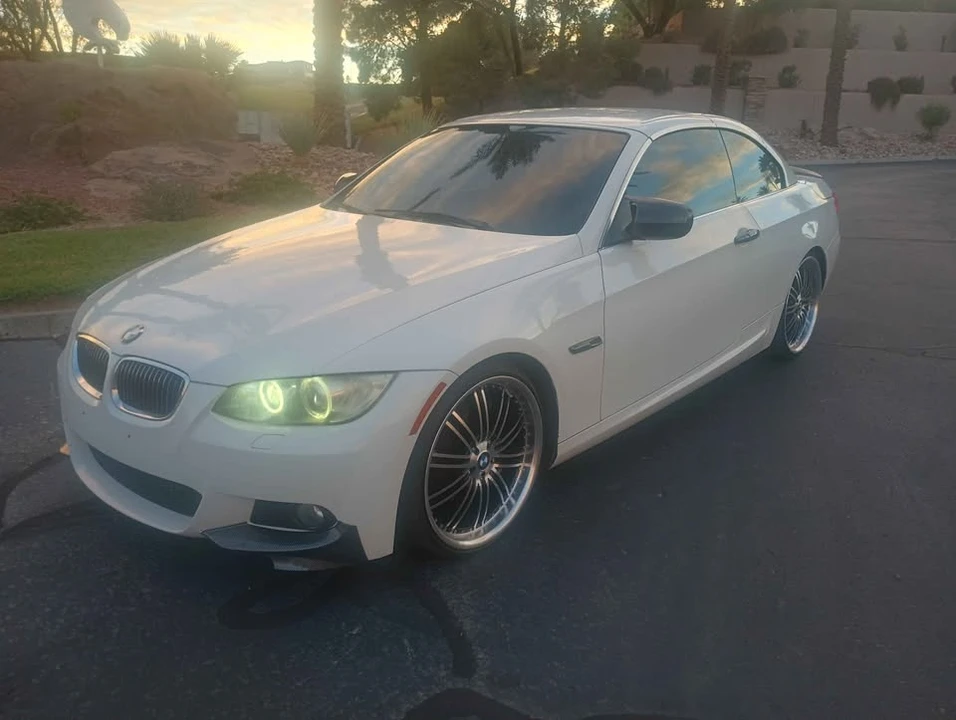 2010 BMW E93 335i Convertible - Image 6 of 20