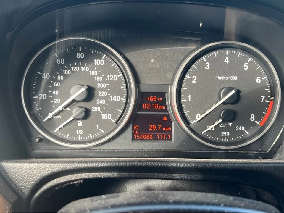 2010 BMW E93 335i Convertible - Image 3 of 10