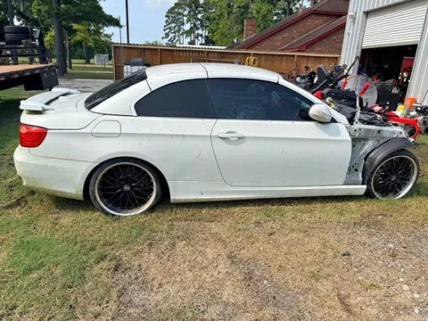 2010 BMW 3 Series 335i Convertible 2D
