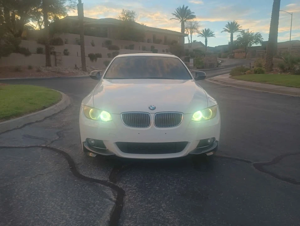 2010 BMW E93 335i Convertible - Image 5 of 20