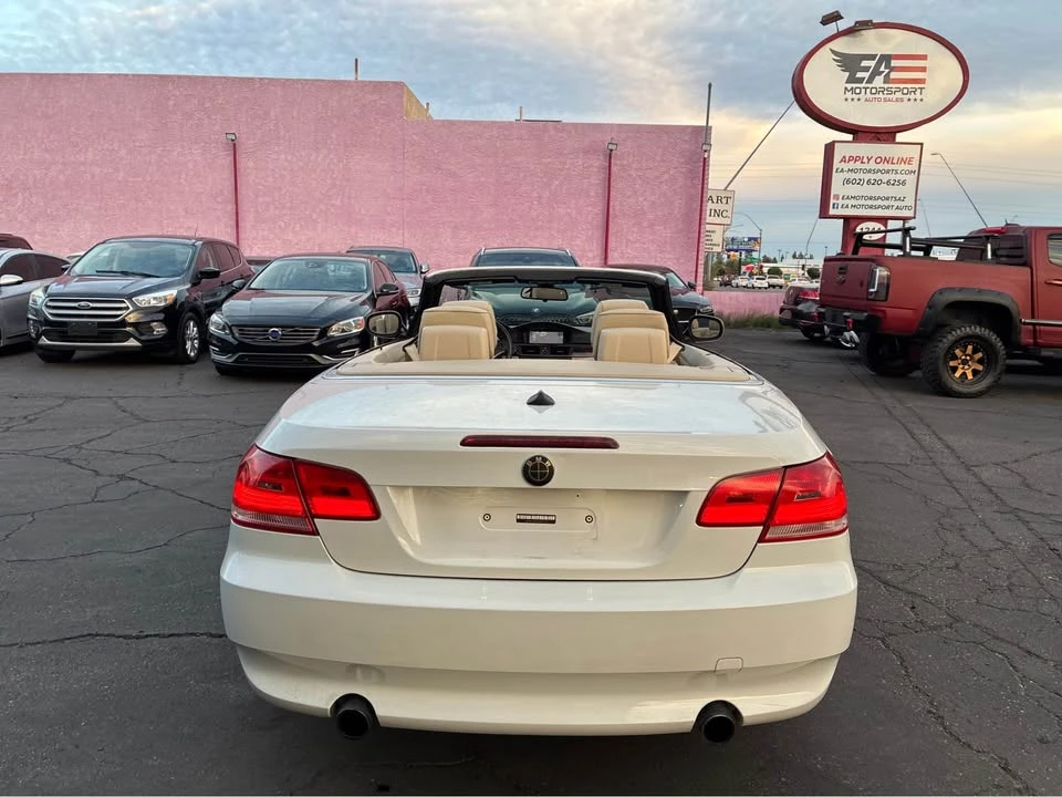 2010 BMW E93 335i Convertible - Image 15 of 17