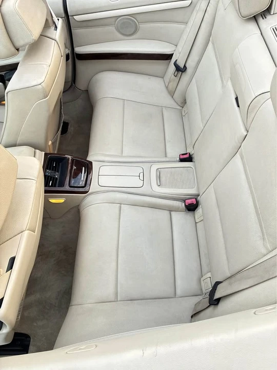 2010 BMW E93 335i Convertible - Image 9 of 17