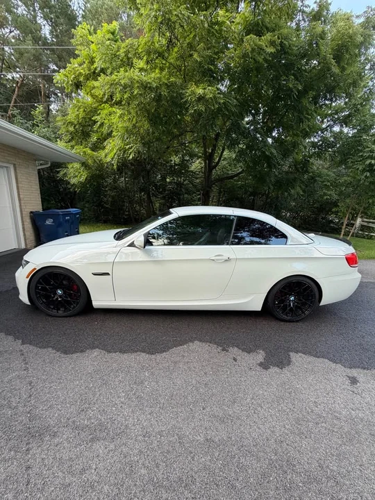 2010 BMW E93 335i Convertible - Image 7 of 20