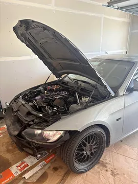 2010 BMW 3 Series 335i Convertible 2D