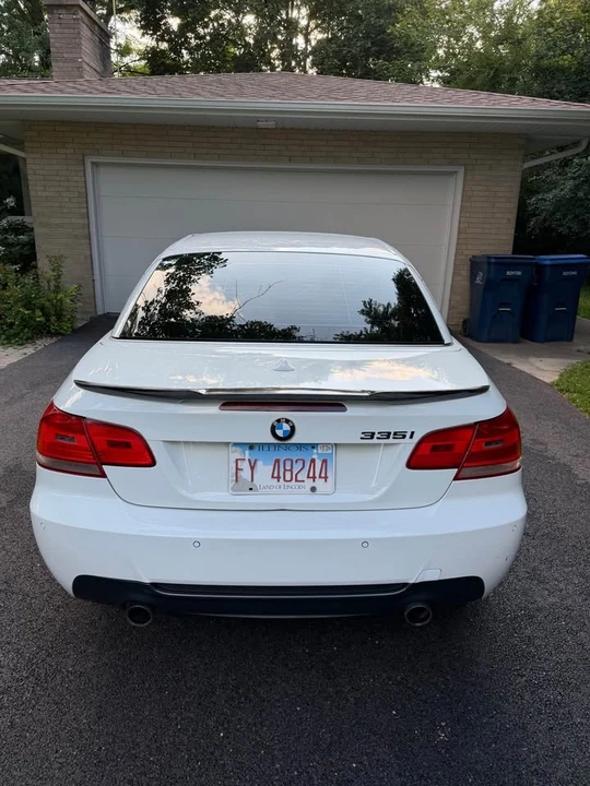 2010 BMW E93 335i Convertible - Image 5 of 20