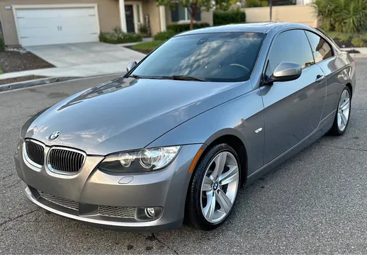 2010 BMW 335i Coupe